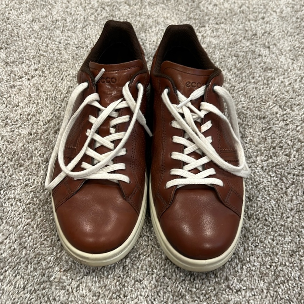 Ecco brown leather sneakers